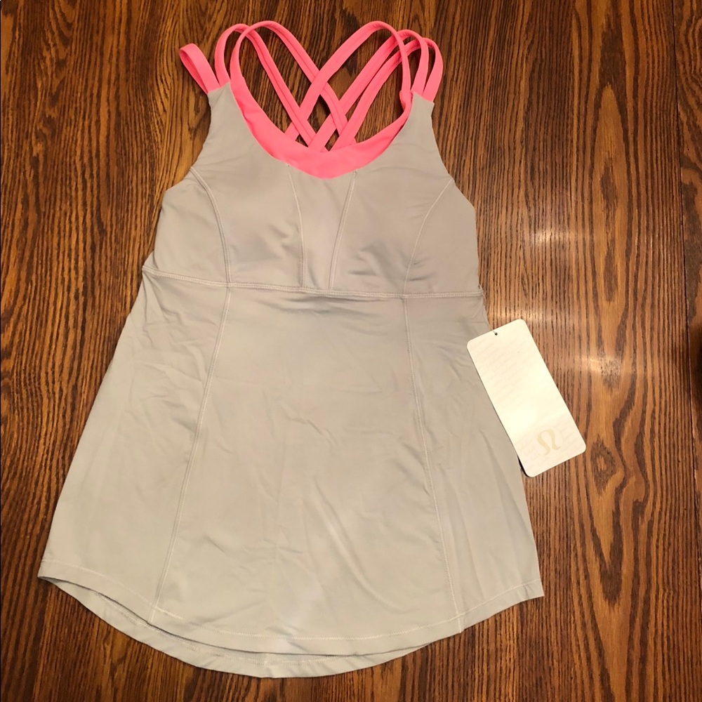 Lululemon workout tank